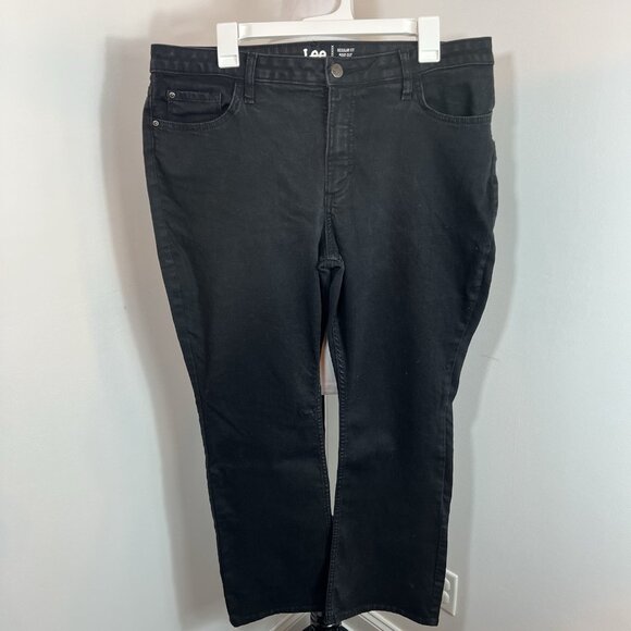 Lee Women's Size 18P Petite Regular Fit Bootcut Mid Rise Black Jeans - Picture 1 of 7
